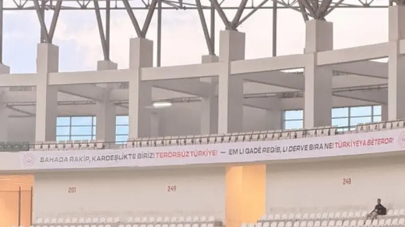 Aile ve Sosyal Hizmetler Bakanlığı’ndan Amed-Erzurumspor FK maçında "Terörsüz Türkiye" pankartı