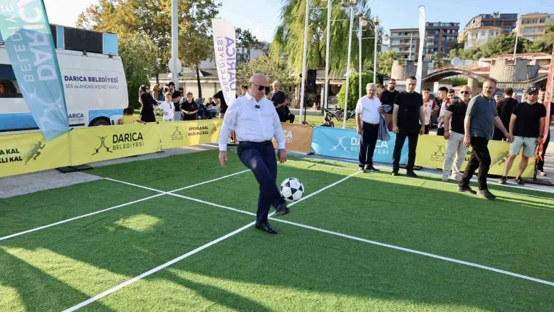 Darıca’da ayak tenisi heyecanı