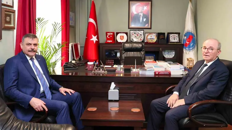 Bakan Çiftçi’den Türk İdareciler Derneği’ne ziyaret