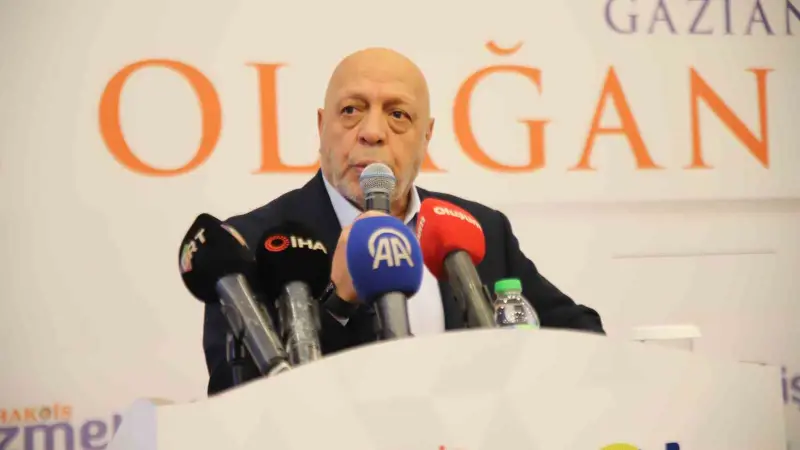 HAK-İŞ Genel Başkanı Mahmut Arslan: "HAK-İŞ olarak Terörsüz Türkiye sürecinin takipçisiyiz ve desteğimizi devam ettireceğiz"