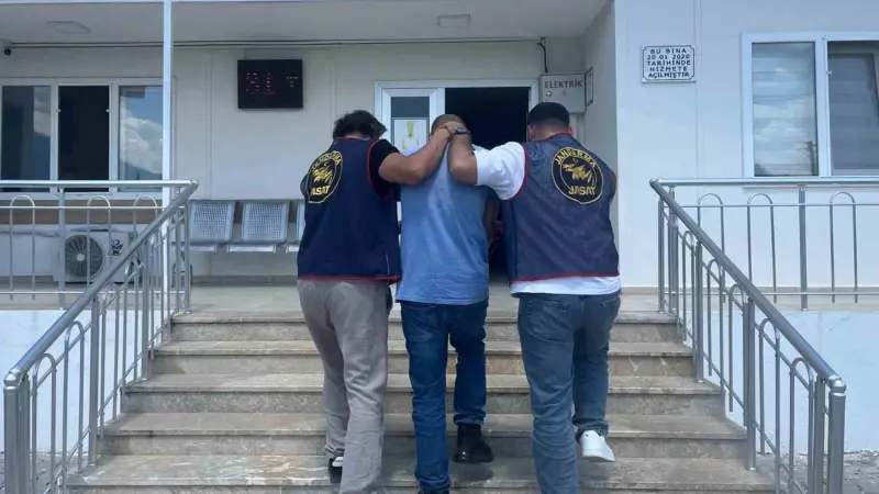 Muğla’da jandarmadan bir haftada 78 aranan şahsı yakaladı