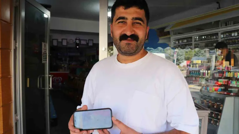 Market arabasını boşalttı, kendi eşyalarını koyup götürdü