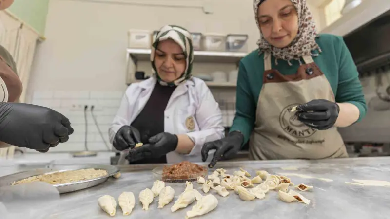 Mersin’de üretici kadın desteğiyle kendi işini kurdu