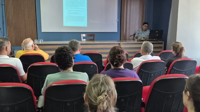 Söke Devlet Hastanesi’nde sağlık çalışanlarına kronik böbrek hastalığı eğitimi