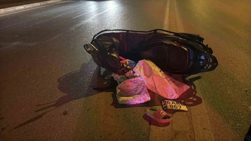 Eskişehir’de otomobil ile motosiklet çarpıştı: 2 yaralı